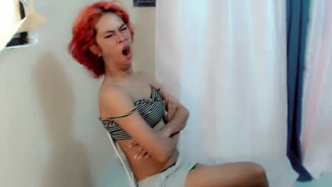 Snapshot of urasianyana chatting on 05/11/26, 03:01 urasianyana online show from 05/11/26, 03:01