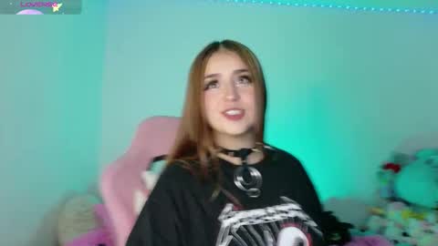 Danielle  online show from 11/16/25, 03:01