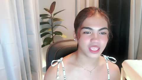 Snapshot of urbaby_anthony chatting on 06/26/26, 06:34 urbaby_anthony online show from 06/26/26, 06:34