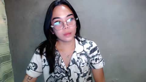 Snapshot of urbabydollx16 chatting on 06/23/26, 06:28 urbabydollx16 online show from 06/23/26, 06:28