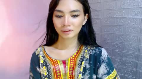 Clara online show from 12/20/24, 03:47