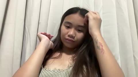 Urbbgurl lynxx  online show from 05/07/26, 02:44