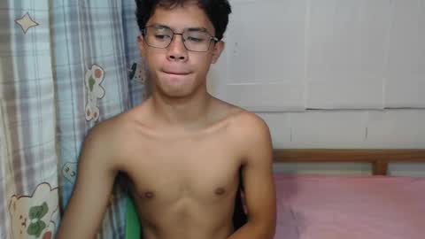 Snapshot of urbbyjosh chatting on 01/11/25, 07:06 joshua online show from 01/11/25, 07:06