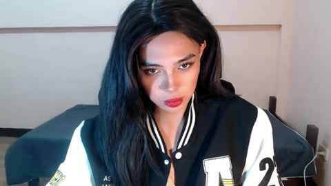 Miss alexa online show from 04/05/26, 07:05