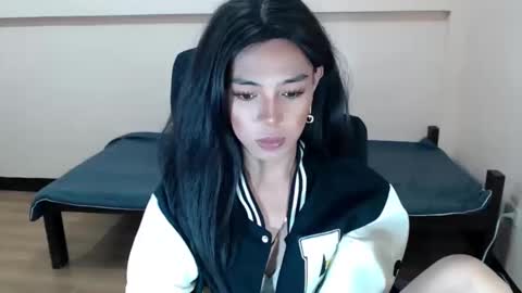 Miss alexa online show from 04/23/26, 06:47