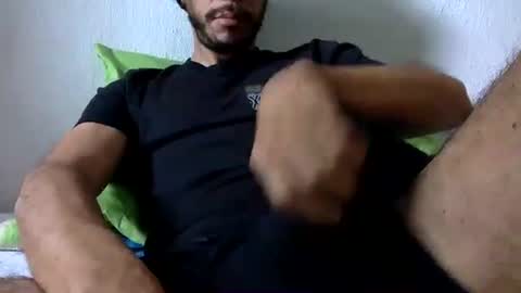 Snapshot of urbestbigdick chatting on 01/04/25, 09:41 urbestbigdick online show from 01/04/25, 09:41