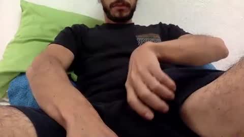 Snapshot of urbestbigdick chatting on 01/05/25, 08:00 urbestbigdick online show from 01/05/25, 08:00