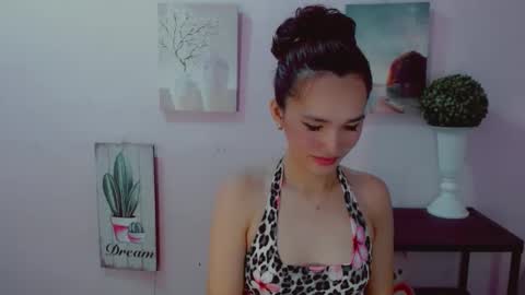 urblossom_princess online show from 05/31/26, 03:47