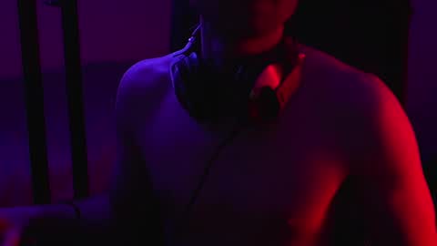 Snapshot of urboytoy_512 chatting on 11/08/25, 05:34 urboytoy_512 online show from 11/08/25, 05:34