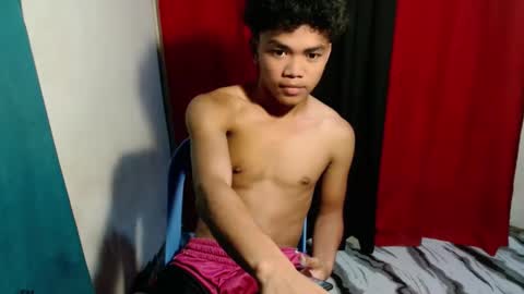 urboyvenz online show from 04/15/26, 04:36