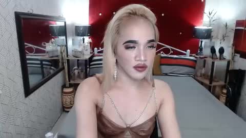 KENDALL online show from 01/21/25, 02:26