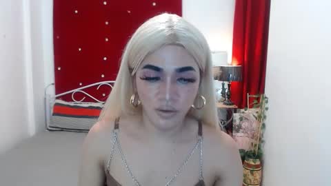 KENDALL online show from 02/17/25, 04:48