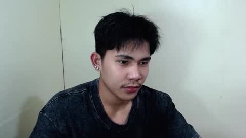 Snapshot of urcutie_asianboy chatting on 10/15/25, 11:21 KEN online show from 10/15/25, 11:21