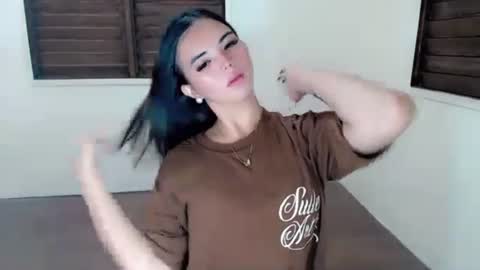 Snapshot of urcutie_ayah chatting on 10/25/25, 11:40 urcutie_ayah online show from 10/25/25, 11:40