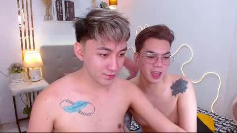 Snapshot of urdeityoflove_ chatting on 10/08/25, 08:34 rose and khristine online show from 10/08/25, 08:34