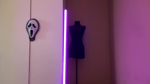 Margo online show from 10/25/25, 07:05