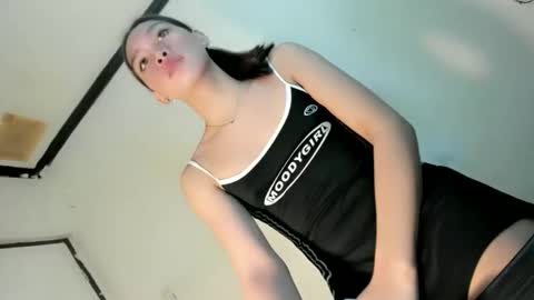 Snapshot of urdolly_rona chatting on 06/09/26, 06:19 Rona Ella online show from 06/09/26, 06:19