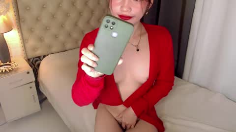 Snapshot of urdream_bride chatting on 02/15/25, 07:17 urdream_bride online show from 02/15/25, 07:17