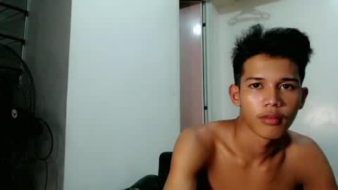 Snapshot of urdreamboy_clarin chatting on 06/12/26, 03:22 urdreamboy_clarin online show from 06/12/26, 03:22