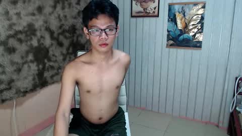 urdreamboy_doms online show from 05/12/26, 04:53