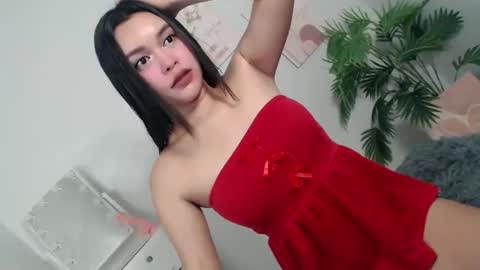 Snapshot of ure_asiancockgirl07 chatting on 10/13/25, 09:42 Bretesh online show from 10/13/25, 09:42
