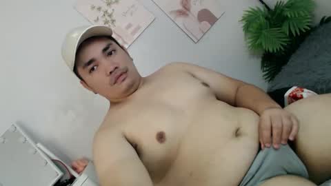 ure_fattytoy143 online show from 05/31/26, 06:10