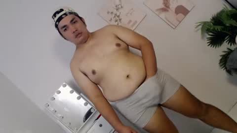 Snapshot of ure_fattytoy143 chatting on 06/22/26, 02:25 ure_fattytoy143 online show from 06/22/26, 02:25