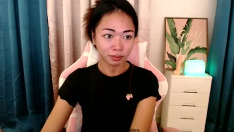 ayumi reacher online show from 02/12/25, 06:19