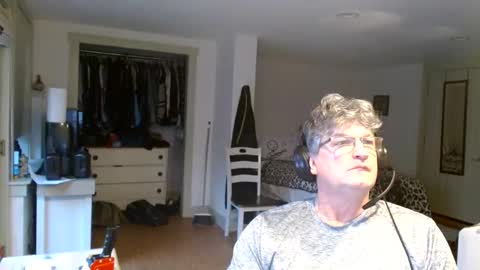 Snapshot of urfavteach50 chatting on 01/07/25, 08:52 Gregor online show from 01/07/25, 08:52