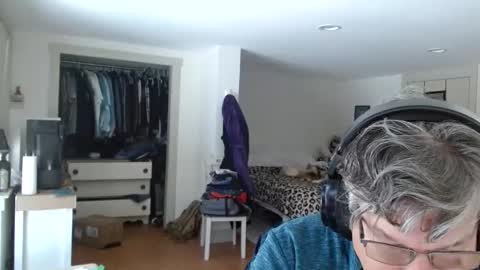 Snapshot of urfavteach50 chatting on 02/11/25, 05:07 Gregor online show from 02/11/25, 05:07