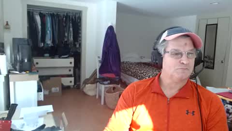 Snapshot of urfavteach50 chatting on 02/18/25, 04:48 Gregor online show from 02/18/25, 04:48