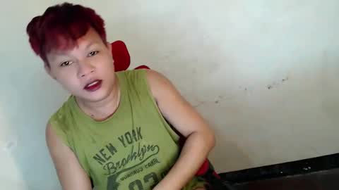 Snapshot of urfeet_jest chatting on 05/31/26, 01:03 jess online show from 05/31/26, 01:03