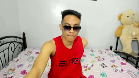 urfucker_vinz online show from 02/23/26, 04:54