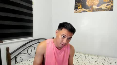 Snapshot of urfucker_vinz chatting on 07/15/26, 03:39 urfucker_vinz online show from 07/15/26, 03:39