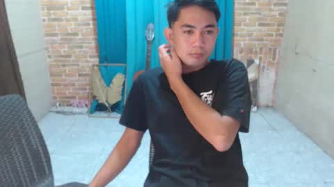 Snapshot of urfucking_nin15 chatting on 02/19/26, 10:22 urfucking_nin15 online show from 02/19/26, 10:22