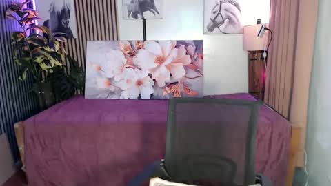 Snapshot of urgirljen chatting on 03/12/26, 11:27 amara online show from 03/12/26, 11:27