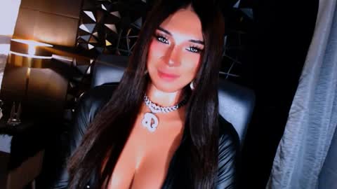 My bella 3 online show from 09/29/25, 01:27