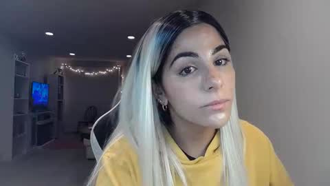 Snapshot of urgoddessmarla chatting on 09/10/25, 01:49 Goddess Marla online show from 09/10/25, 01:49