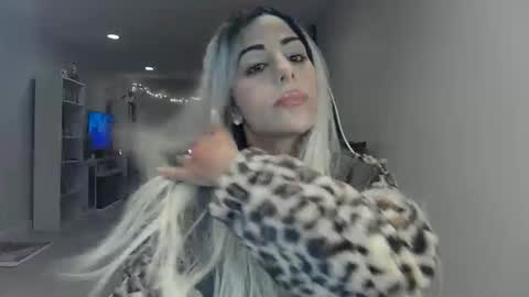 Snapshot of urgoddessmarla chatting on 09/30/25, 02:27 Goddess Marla online show from 09/30/25, 02:27