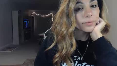 Snapshot of urgoddessmarla chatting on 10/09/25, 03:15 Goddess Marla online show from 10/09/25, 03:15