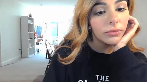 Snapshot of urgoddessmarla chatting on 10/09/25, 06:50 Goddess Marla online show from 10/09/25, 06:50