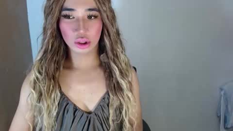 Snapshot of urguy_habibi chatting on 06/11/26, 05:27 Bib online show from 06/11/26, 05:27