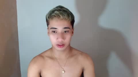 Snapshot of urguy_habibi chatting on 06/24/26, 10:42 Bib online show from 06/24/26, 10:42