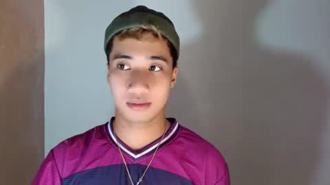 Snapshot of urguy_habibi chatting on 08/04/26, 04:20 Bib online show from 08/04/26, 04:20