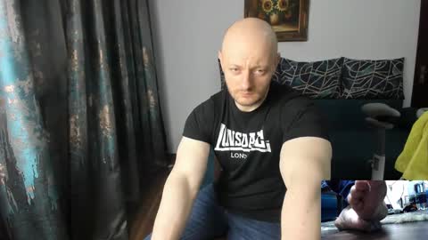 Snapshot of urgymcrush chatting on 03/07/25, 11:27 UrGymCrush online show from 03/07/25, 11:27
