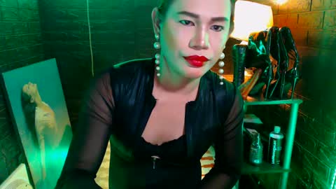 queen norelle online show from 03/01/25, 11:26