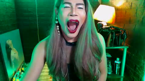 queen norelle online show from 03/06/25, 02:51