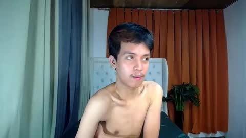 urhot_johny online show from 04/19/26, 06:32