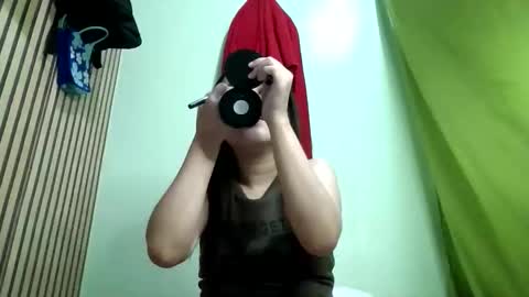 Snapshot of urhotasian4u chatting on 03/02/26, 07:09 Jhossa online show from 03/02/26, 07:09