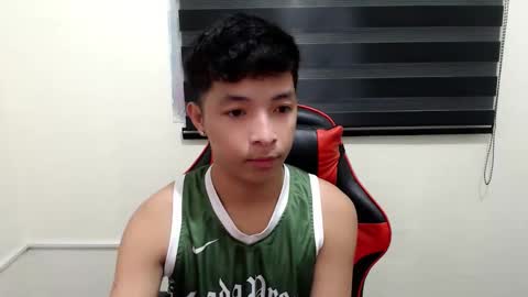 Ethan online show from 11/01/25, 05:42